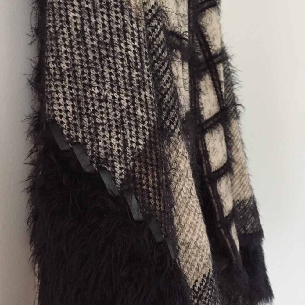 BCBGMaxAzria Cozy Sleeveless Shrug - Picture 6 of 16